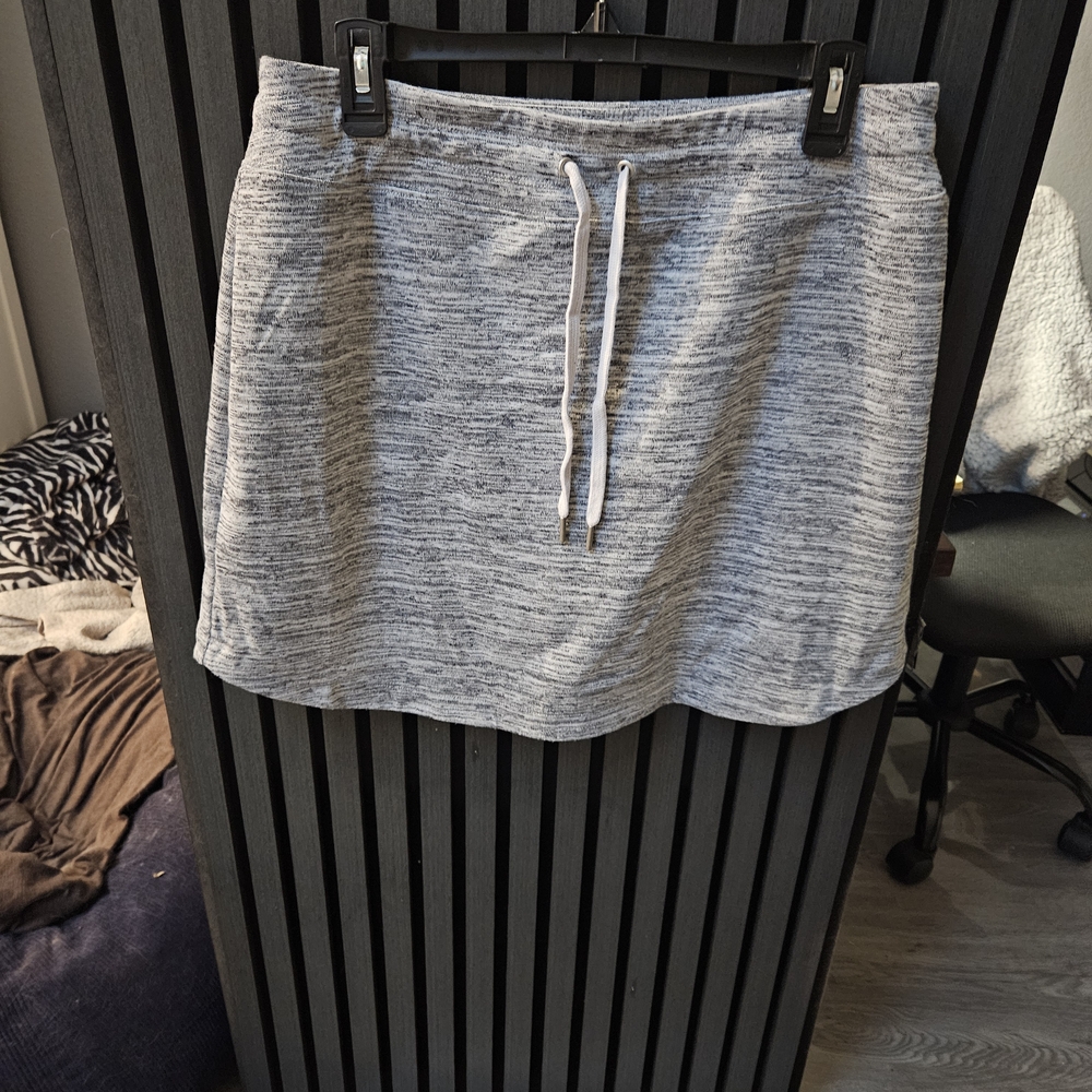Style & Co. Gray Skort